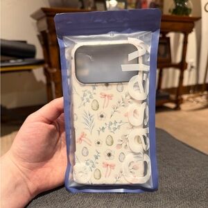 BRAND NEW So Eggxtra Spring Garden Case